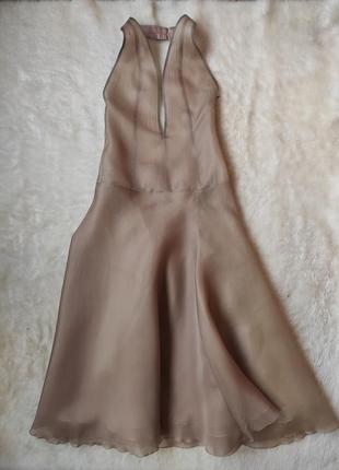 Akris бежевое вечернее шелковое платье миди натуральный шелк с открытой спиной вырезом декольте3 фото