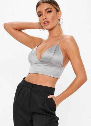 Атласный топ бра бралетт сатиновий кроп топ missguided zara asos