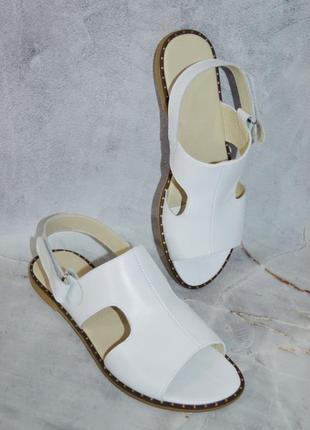 Босоніжки натур шкіра білі 36-44р всі кольори