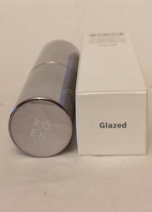 Кремовий хайлайтер-стик róen róglow skin stick в оттенке glazed, 8 гр.7 фото