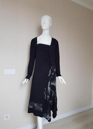 Стильное оригинальное трикотажное платье от премиум бренда vassalli