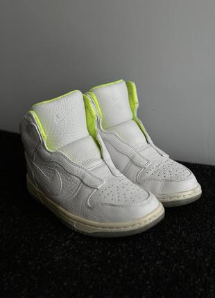 Кросівки nike dunk lux x sacai2 фото