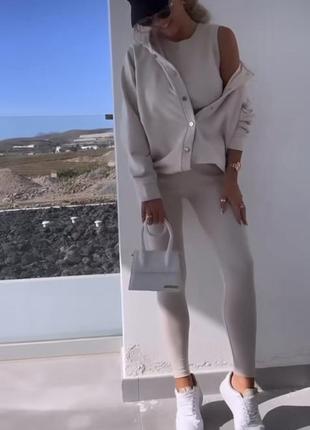 Костюм прогулочный ( спортивный)2 фото