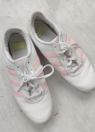 Кроссовки adidas neo