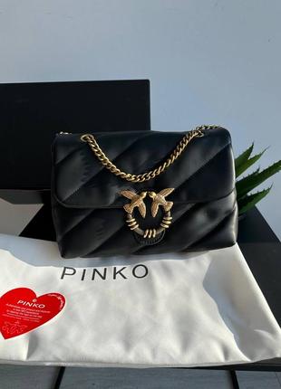 Жіноча чорна сумка в стилі pinko puff
