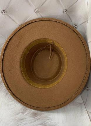 Шляпа канотье унисекс с круглой тульей и широкими полями 8 см бежевая2 фото