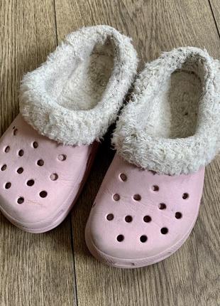 Кроксы утеплённые мехом 2в1 сланцы шлёпанцы всесезонные тапочки crocs (оригинал)3 фото