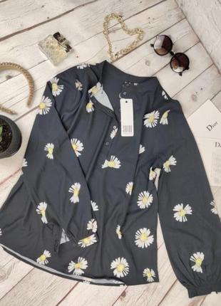 Новая очень красивая черная блузка рубашка кофта длинный рукав с ромашками saint tropez1 фото