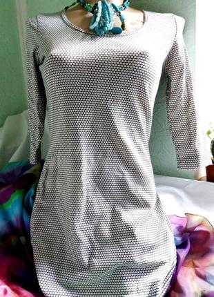 Трикотажне міні сукня,44-48разм.1 фото