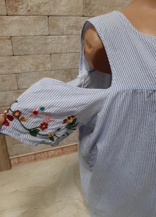 Блуза с открытыми плечами4 фото