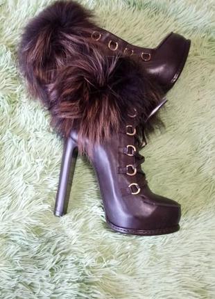 Новые зимние ботинки шоколадного цвета из натуральной кожи и меха енота !1 фото