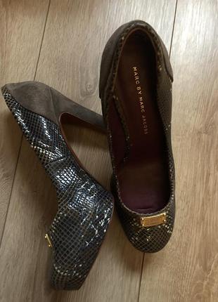 Туфли натуральная  кожа питона  marc jacobs