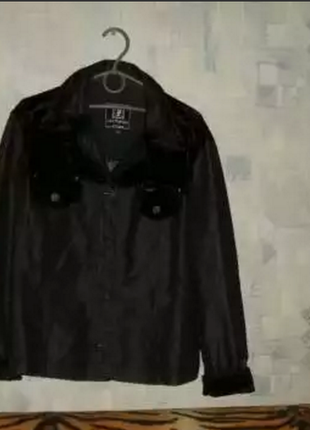 Куртка женская черного цвета,италия,р.52-220грн.