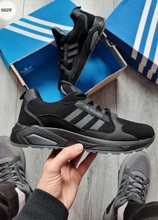 Кроссовки adidas 2