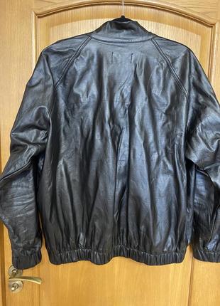 Крутая стильная отъёмная куртка бомбер из эко кожи оверсайз италия 52-56 р7 фото