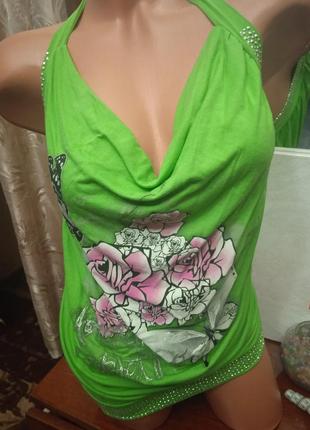 Яскрава кофтинка відкрита спинка