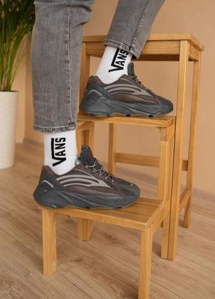 Мужские кроссовки адедас изи 700 adidas yeezy boost 700 v2, кроссовки адидас лезвия 700 демисезонные