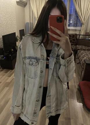 Джинсова куртка bershka