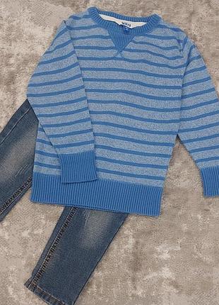 Светр в полоску