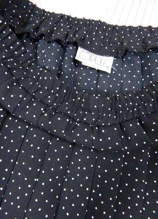 Плиссированная юбка миди в мелкий горошек капочки на резинке плиссе в складку легкая сток бренд3 фото