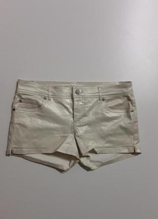 Фірмові шорти