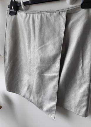Кожаная юбка мини серебро серебристая трнгд 2023 асимметричная3 фото