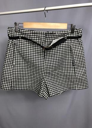Шорти в клітинку stradivarius