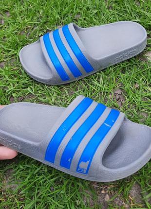 Оригинальные детские шлепанцы тапки шлепки adidas adilette ,