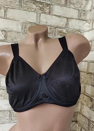 Бюстгальтер triumph