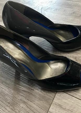 Туфлі лакові dorothy perkins 38