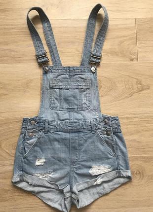 Джинсовий комбінезон