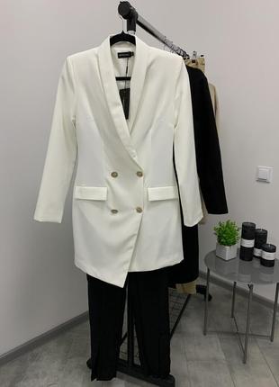 Белый двубортный пиджак3 фото