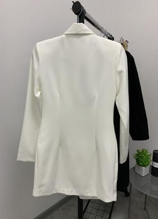 Белый двубортный пиджак5 фото