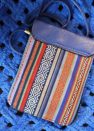 Красивая маленькая женская сумочка сумка кросс-боди с орнаментом в этно стиле синяя5 фото