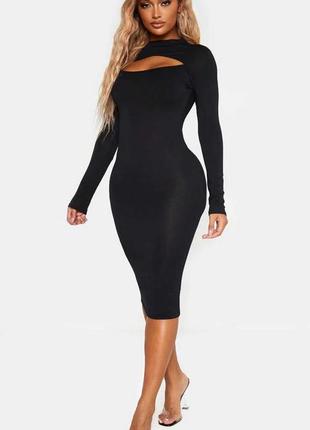 Платье с вырезом