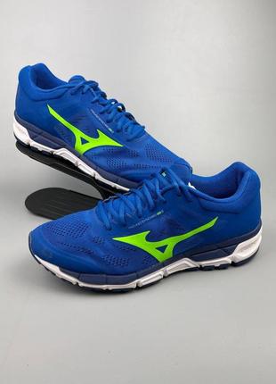 Спортивные кроссовки mizuno