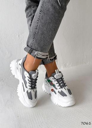 Белые кроссовки dual с серыми и цветными вставками4 фото