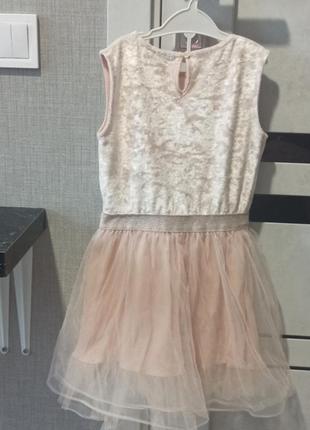 Нарядное бархатное платье с фатином на девочку 110-116 см2 фото