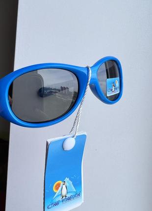 Детские солнцезащитные очки неломайки с поляризацией king pinguin 1-3 лет