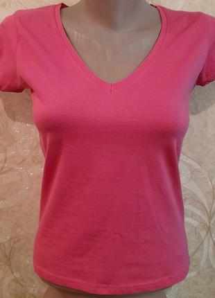 Жіноча футболка hanes, р. s в ідеальному стані 95 % cotton