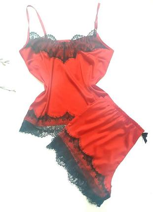 Шовкова піжамка.