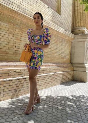 Прекрасна сукня zara