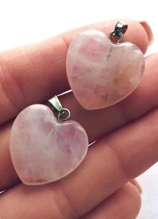 Натуральный камень розовый кварц кулон в форме сердечка - оригинальный подарок девушке1 фото