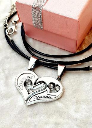 Подарок парню девушке парные кулоны "сердце для влюбленных" гравировка "i love you", цвет серебро, в коробочке5 фото