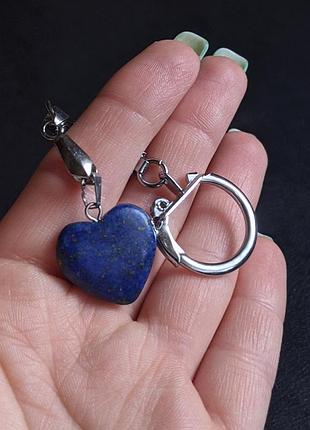 Кулон из натурального камня лазурит в форме сердечка. размеры 16 * 4 мм.