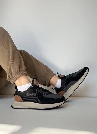 Кроссовки на весну