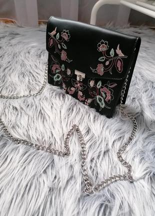 Сумка з вишивкою