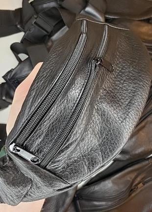Черная кожаная бананка стильная сумка из натуральной кожи кошелек на пояс на плечо, барсетка3 фото