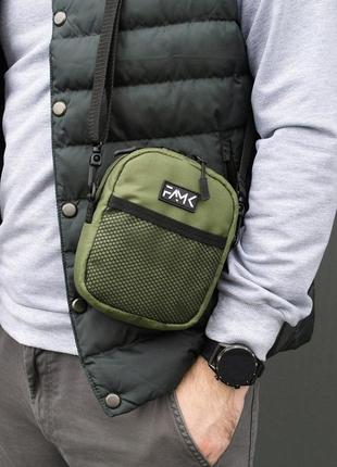 Маленька сумка месенджер (через плече)