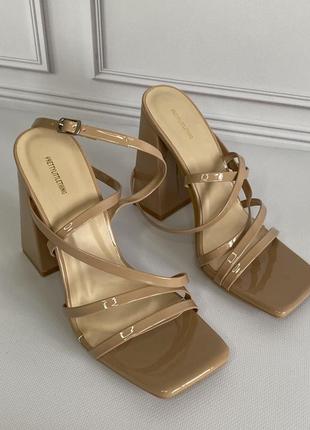 Босоножки пудровые бренда plt🤎